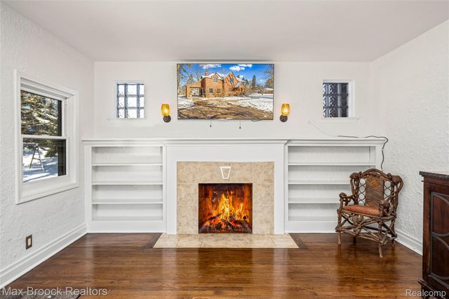 75 Hillsdale Road, Bloomfield Hills, MI 48302