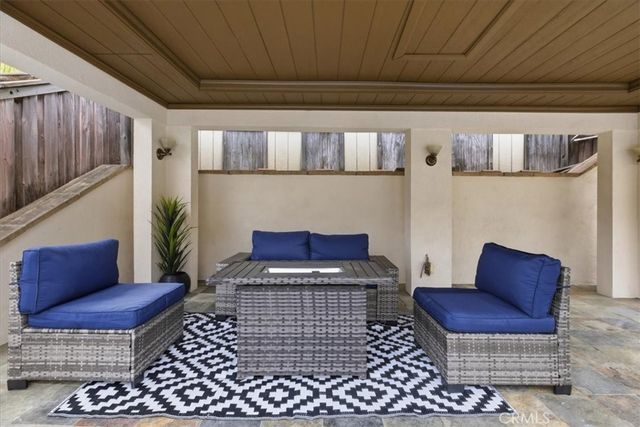 39264 Memory, Murrieta, CA 92563