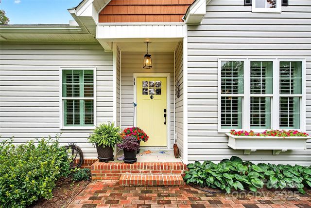 3620 Lake Drive, Morganton, NC 28655