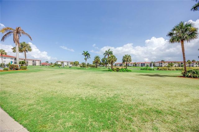 45 High Point CIR S 303, Naples, FL 34103