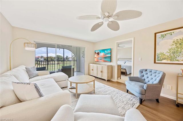 45 High Point CIR S 303, Naples, FL 34103
