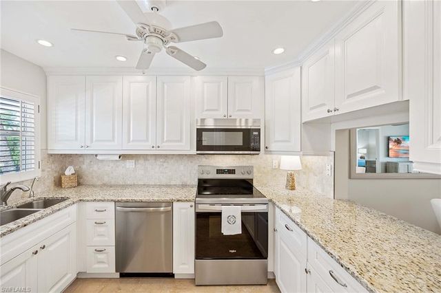 45 High Point CIR S 303, Naples, FL 34103