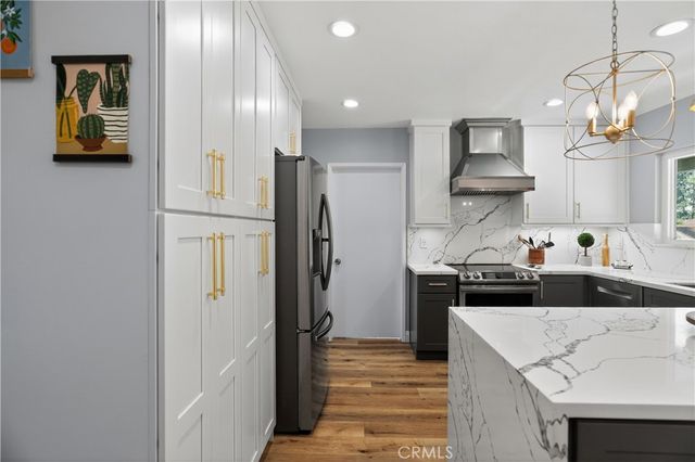 8140 Melba, West Hills, CA 91304