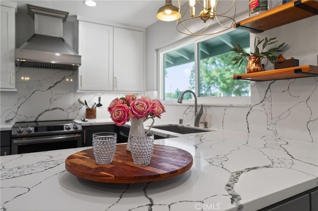 8140 Melba, West Hills, CA 91304