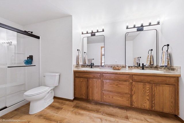 14016 S Short Rd, Cheney, WA 99004