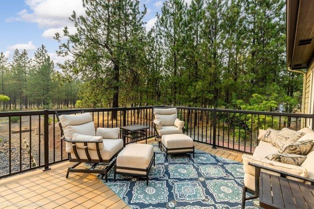 14016 S Short Rd, Cheney, WA 99004