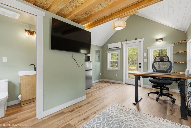 14016 S Short Rd, Cheney, WA 99004