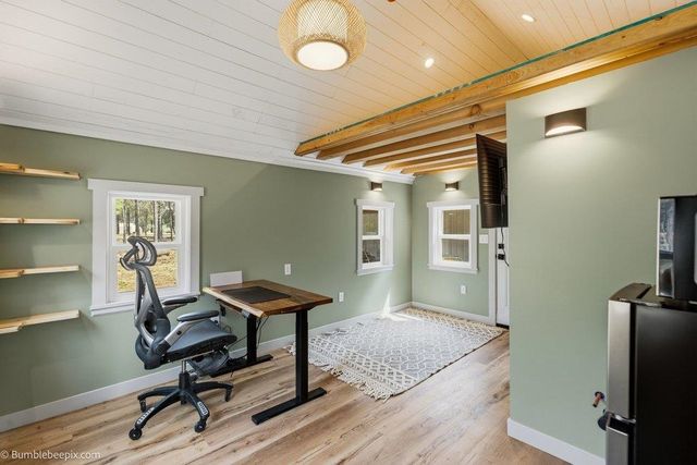 14016 S Short Rd, Cheney, WA 99004