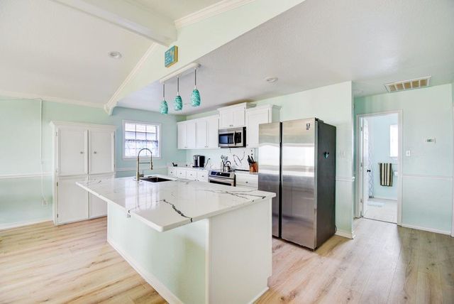 1034 Blue Water Highway, Surfside Beach, TX 77541