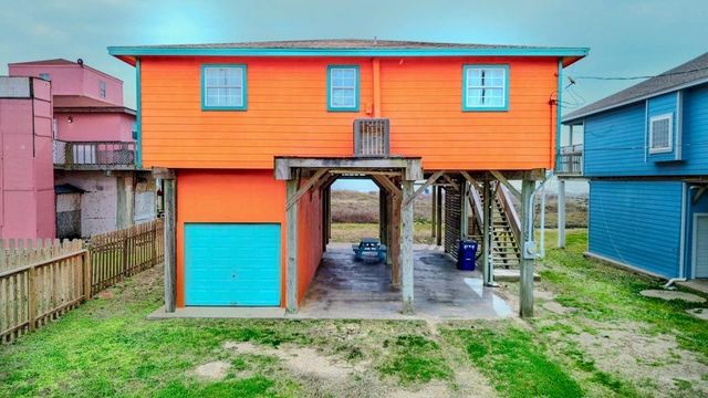 1034 Blue Water Highway, Surfside Beach, TX 77541