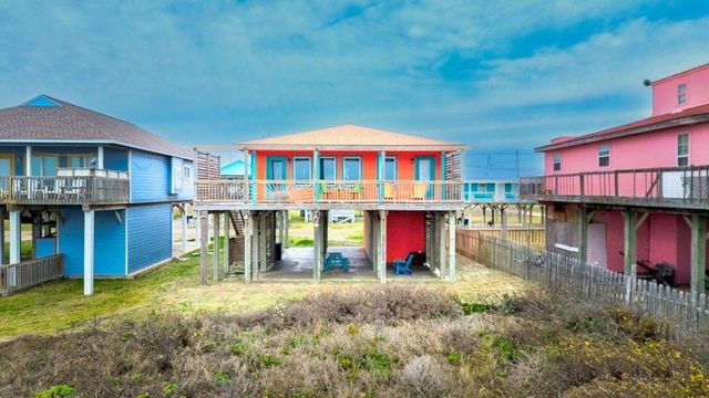 1034 Blue Water Highway, Surfside Beach, TX 77541