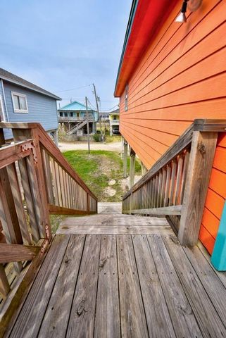 1034 Blue Water Highway, Surfside Beach, TX 77541