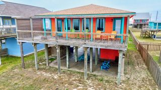 1034 Blue Water Highway, Surfside Beach, TX 77541