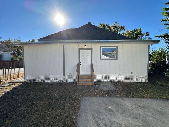 1912 Gentry Street, Houston, TX 77009