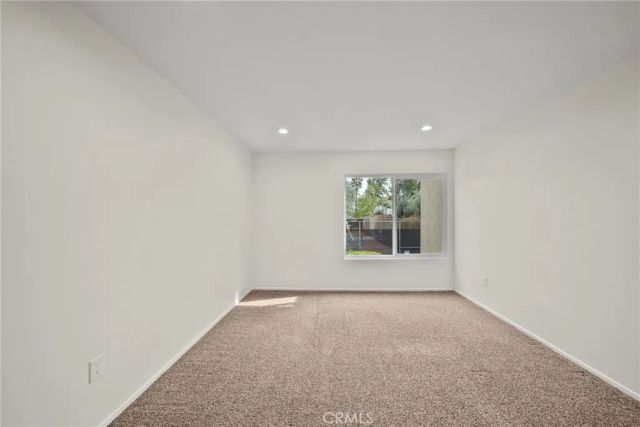 23515 Lyons 253, Valencia, CA 91355