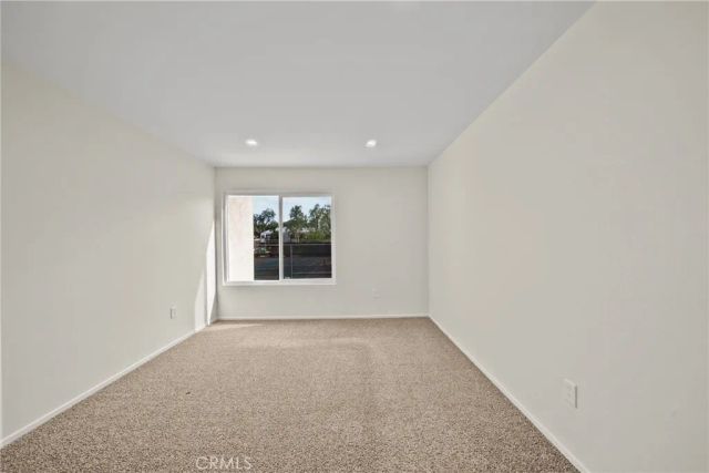 23515 Lyons 253, Valencia, CA 91355