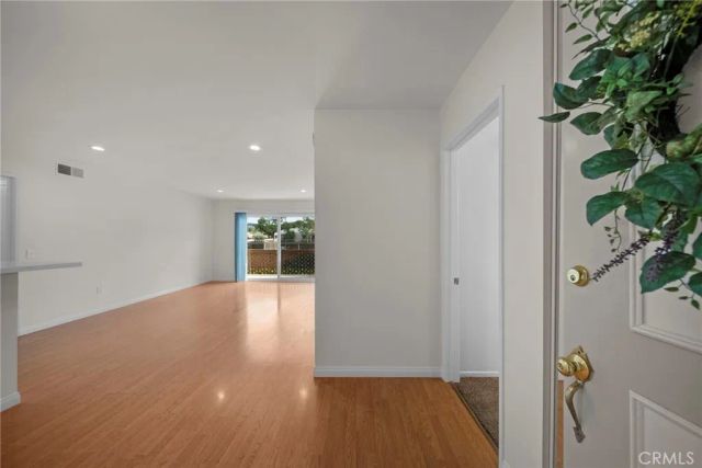 23515 Lyons 253, Valencia, CA 91355