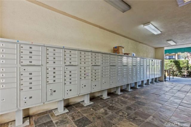 23515 Lyons 253, Valencia, CA 91355