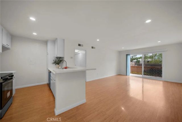 23515 Lyons 253, Valencia, CA 91355