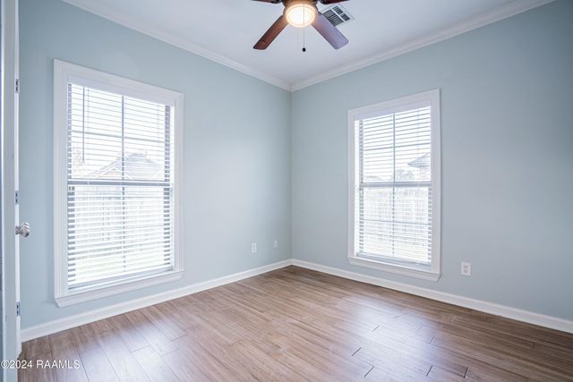 101 Tara Oak Drive, Carencro, LA 70520