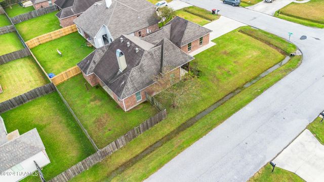 101 Tara Oak Drive, Carencro, LA 70520