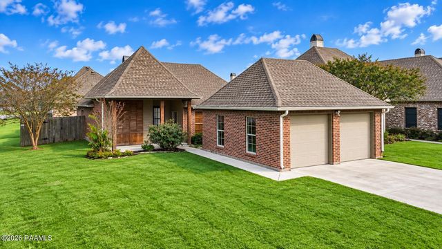 101 Tara Oak Drive, Carencro, LA 70520