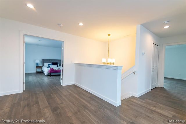 4080 Fairlane Drive, Bloomfield Hills, MI 48301