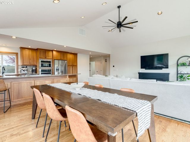 33100 Se GUNDERSON Rd, Boring, OR 97009