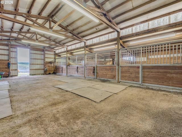 33100 Se GUNDERSON Rd, Boring, OR 97009