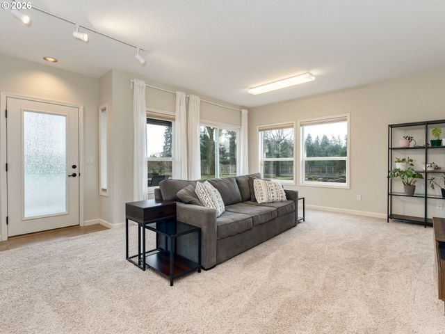 33100 Se GUNDERSON Rd, Boring, OR 97009