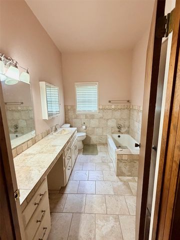 1215 NW 1st Avenue, Mineral Wells, TX 76067