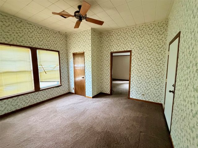 1215 NW 1st Avenue, Mineral Wells, TX 76067