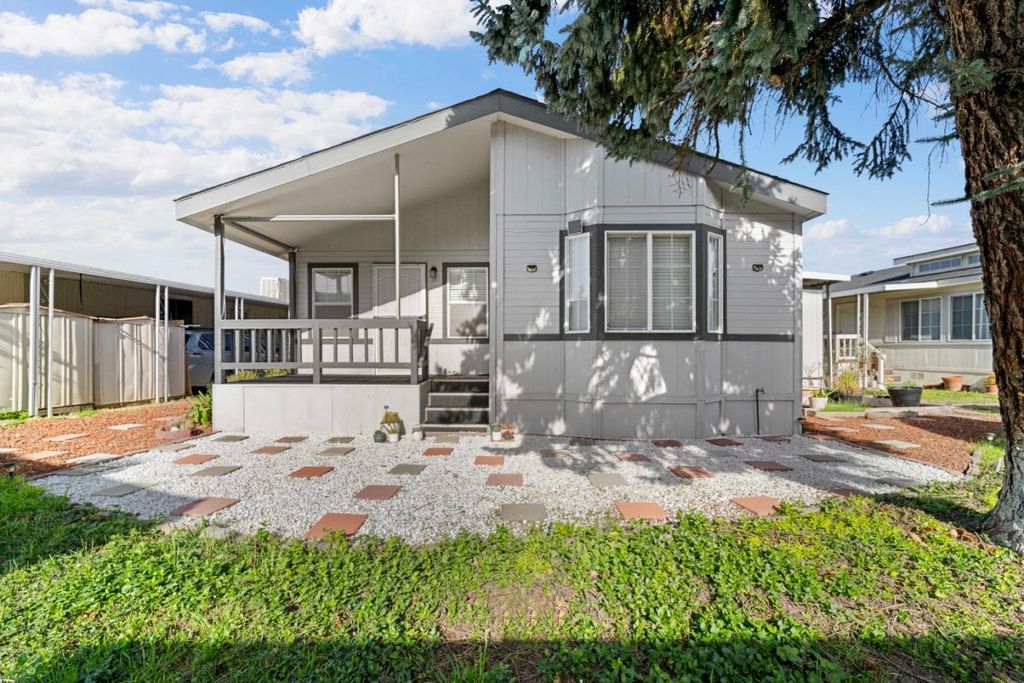 5450 Monterey Road 15, San Jose, CA 95111