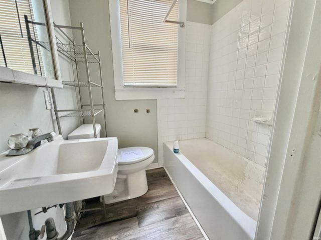 2115 W Iowa Street, Evansville, IN 47712