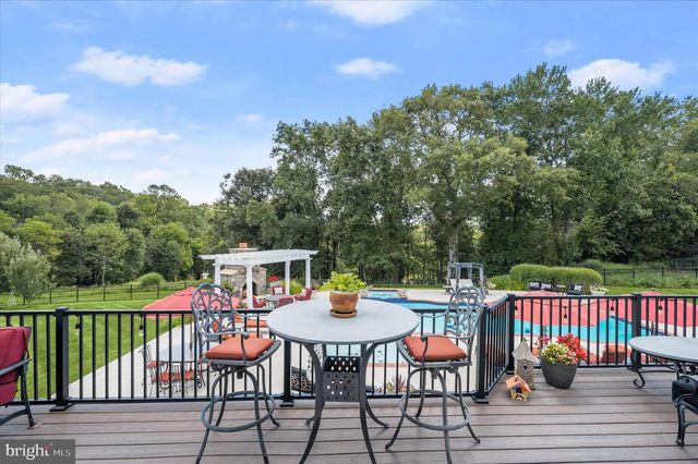 600 CORSAIR CT, Sykesville, MD 21784