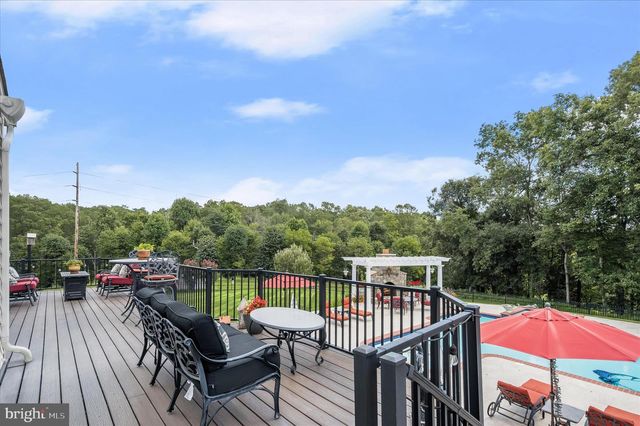 600 CORSAIR CT, Sykesville, MD 21784