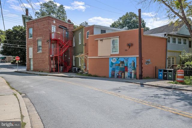 600 CORSAIR CT, Sykesville, MD 21784