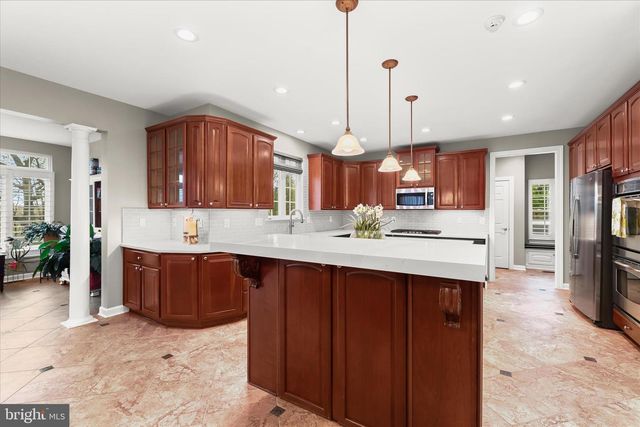600 CORSAIR CT, Sykesville, MD 21784