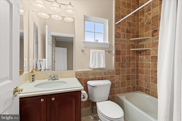 600 CORSAIR CT, Sykesville, MD 21784