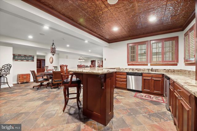 600 CORSAIR CT, Sykesville, MD 21784