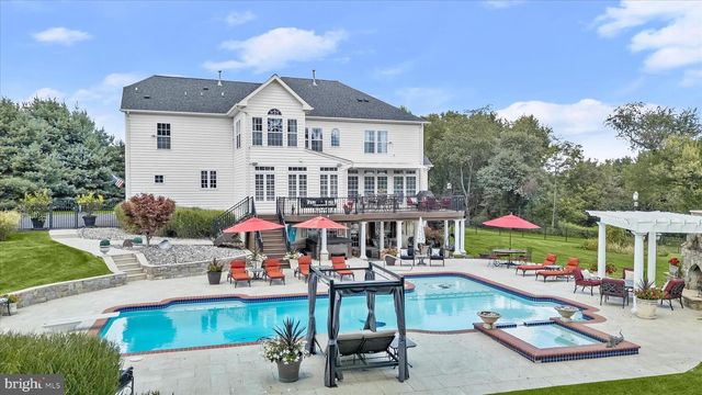 600 CORSAIR CT, Sykesville, MD 21784