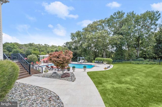 600 CORSAIR CT, Sykesville, MD 21784