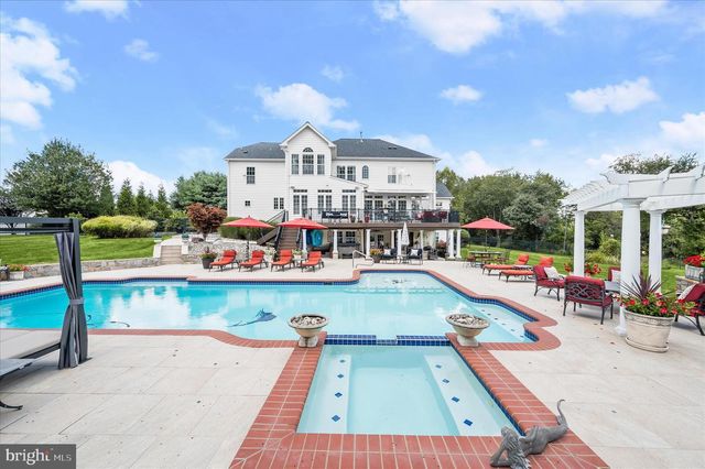 600 CORSAIR CT, Sykesville, MD 21784
