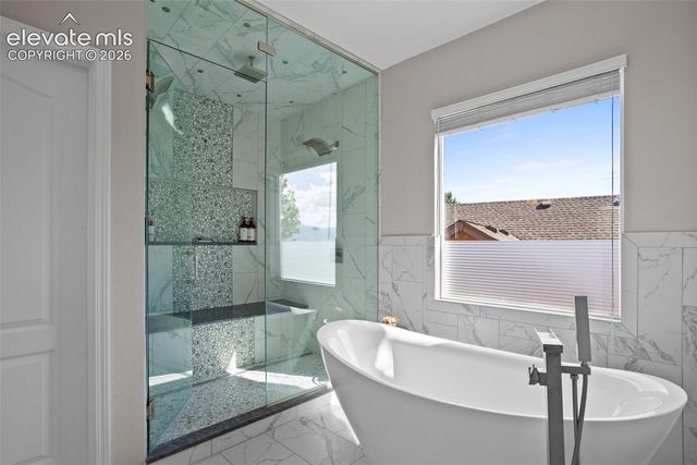 9952 Oak Knoll Terrace, Colorado Springs, CO 80920