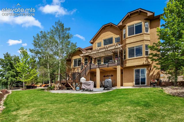 9952 Oak Knoll Terrace, Colorado Springs, CO 80920
