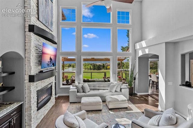 9952 Oak Knoll Terrace, Colorado Springs, CO 80920
