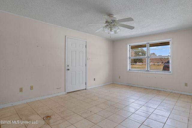 4524 Old Fort Bayou Road, Ocean Springs, MS 39564