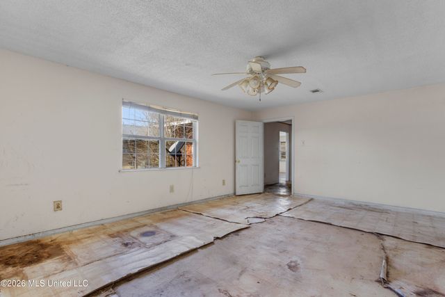 4524 Old Fort Bayou Road, Ocean Springs, MS 39564