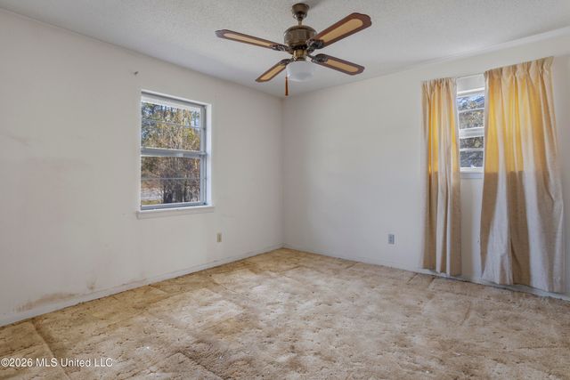 4524 Old Fort Bayou Road, Ocean Springs, MS 39564