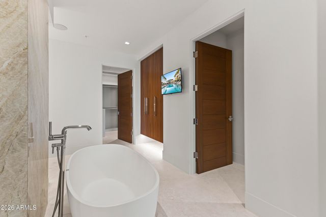 6587 N PALMERAIE Boulevard 3022, Paradise Valley, AZ 85253